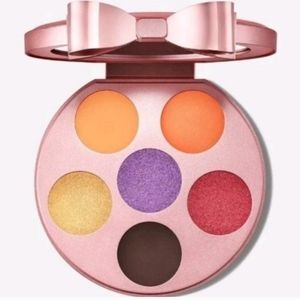 New! MAC Limited Edition Eye Love Surprises Eye Shadow Palette x 6: Bold
